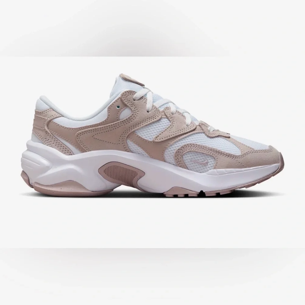 Nike AL8 NEW Women's Shoes SIZE 8.0  Super cute in person very nice look!